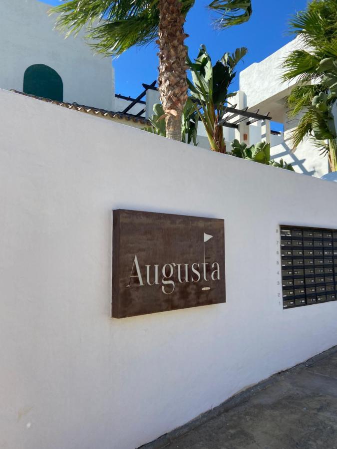 Augusta Views Apartment Casares Bagian luar foto