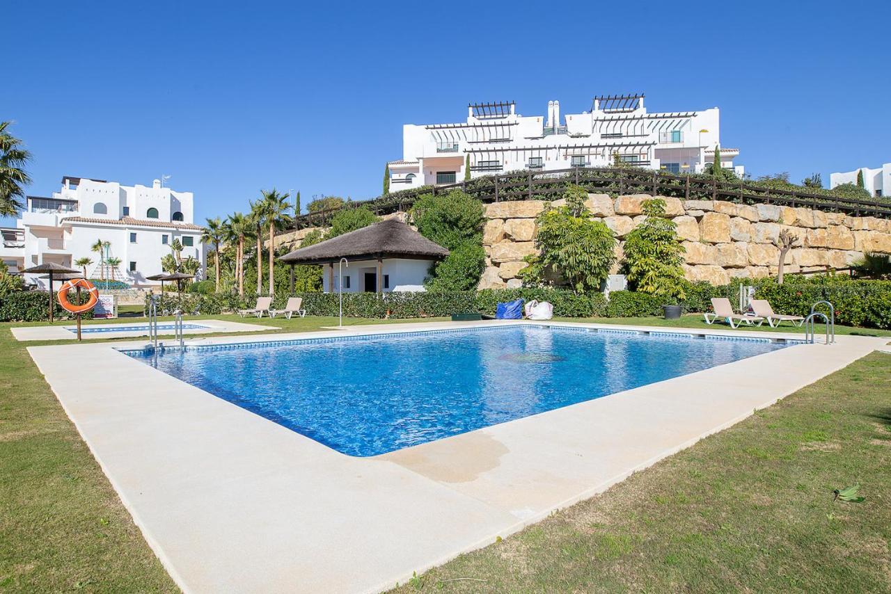 Augusta Views Apartment Casares Bagian luar foto