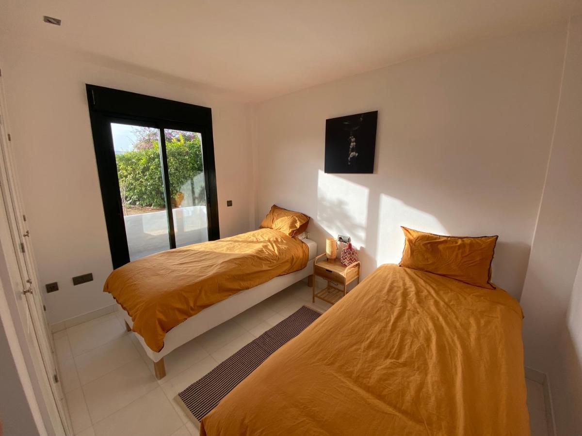 Augusta Views Apartment Casares Bagian luar foto