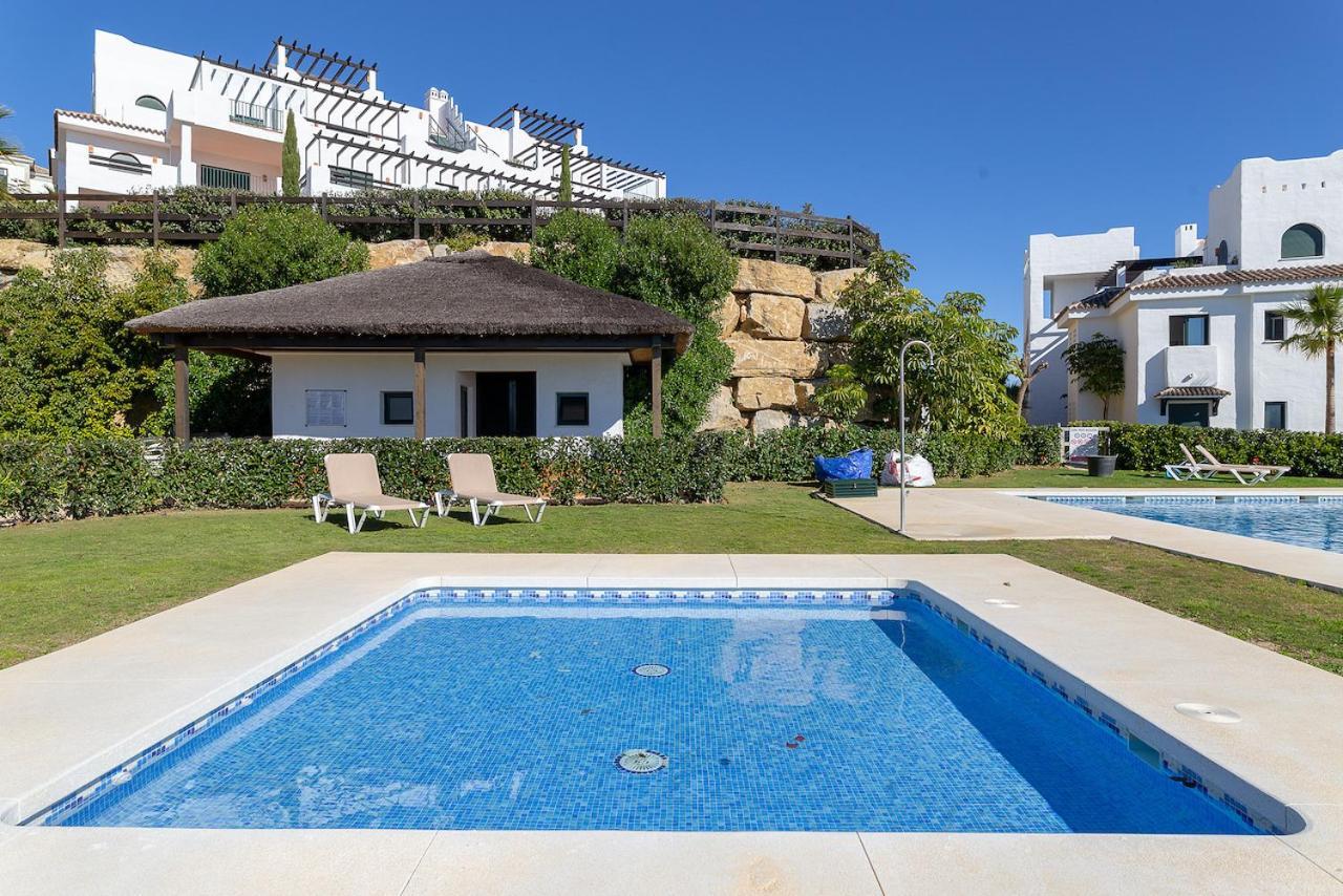 Augusta Views Apartment Casares Bagian luar foto