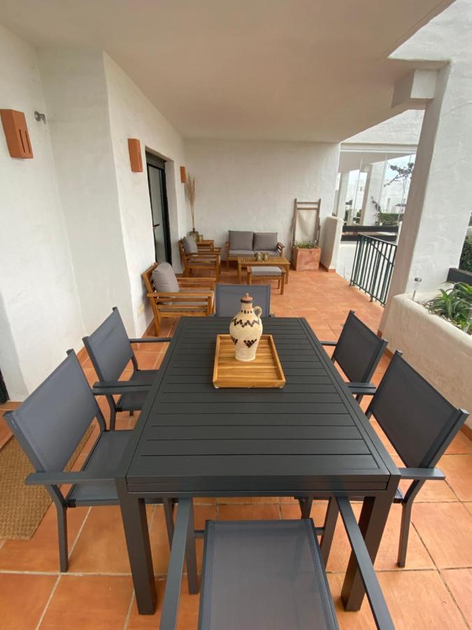 Augusta Views Apartment Casares Bagian luar foto
